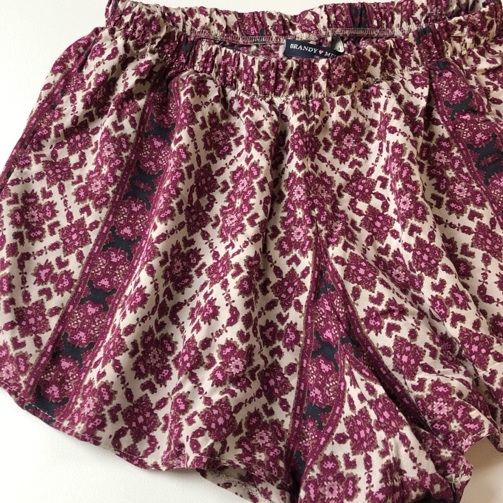 Brandy Melville Floral Print Shorts size Small